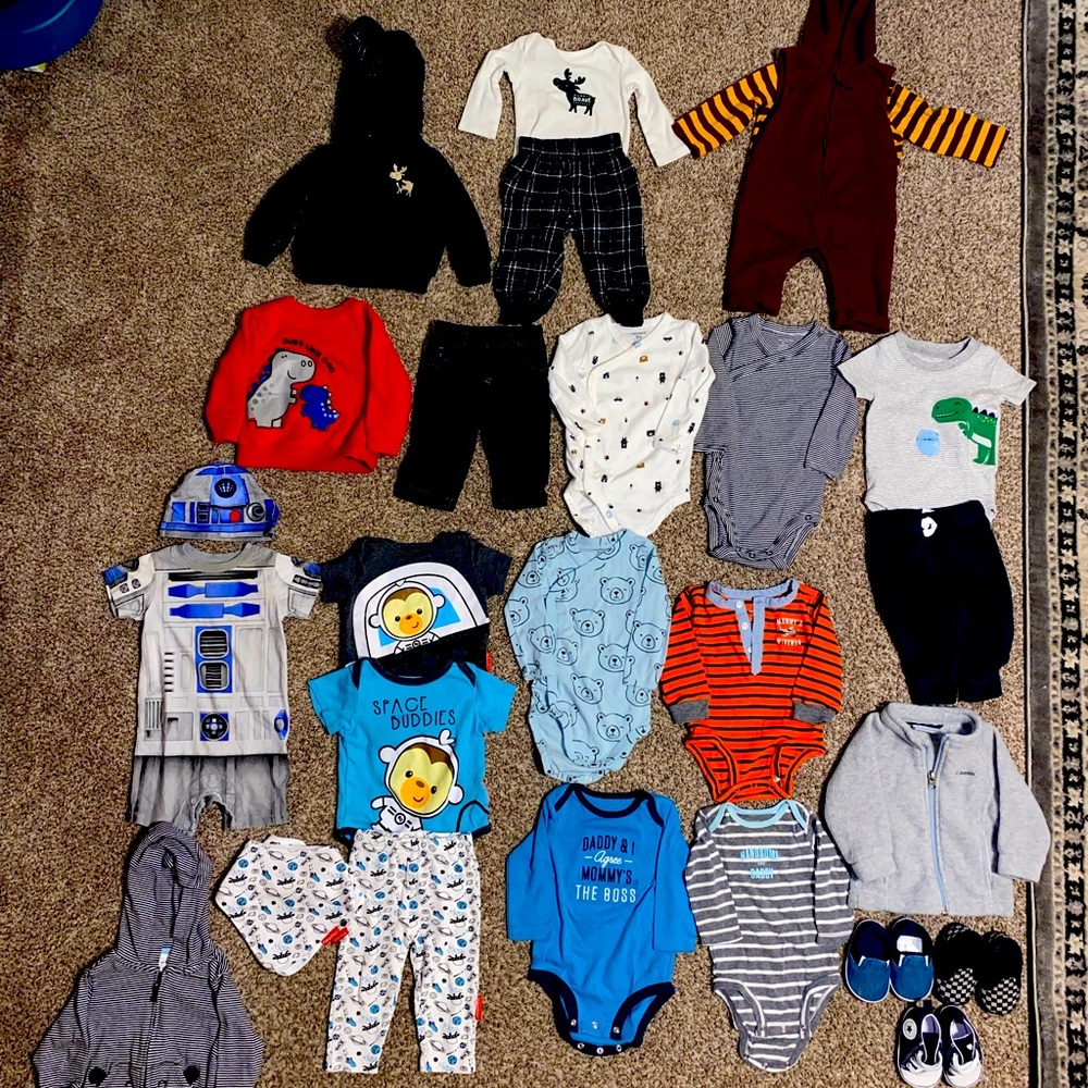 Baby Clothes BUNDLE DEAL size 6-9 month!!!